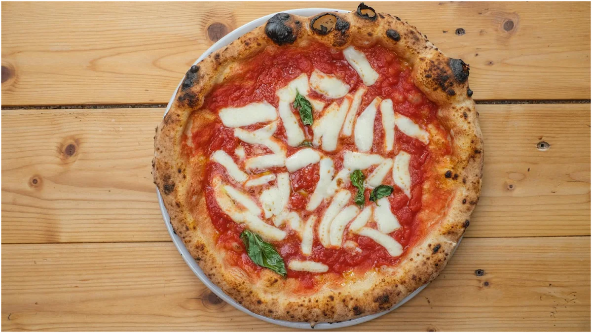 BESTIA Vera Pizza Napoletana – Essen und Trinken in Hannover, Niedersachsen