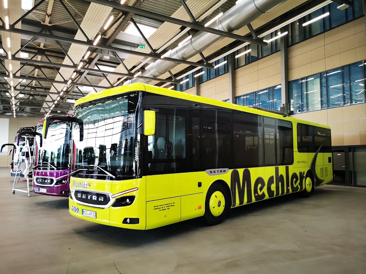 Daimler Buses GmbH Service Center Neu-Ulm – Besucherfoto: J. Peter Koestner in Neu-Ulm, Bayern