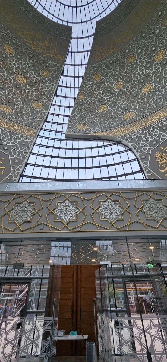 Zentralmoschee Köln - MoscheeForum – Besucherfoto von Niels Goeser in Köln, Nordrhein-Westfalen