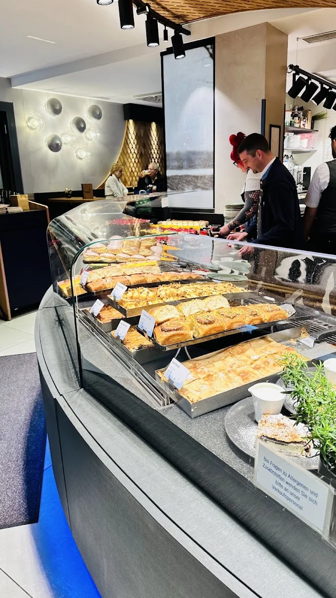 Rischart Café am Marienplatz – Essen und Trinken in München, Bayern
