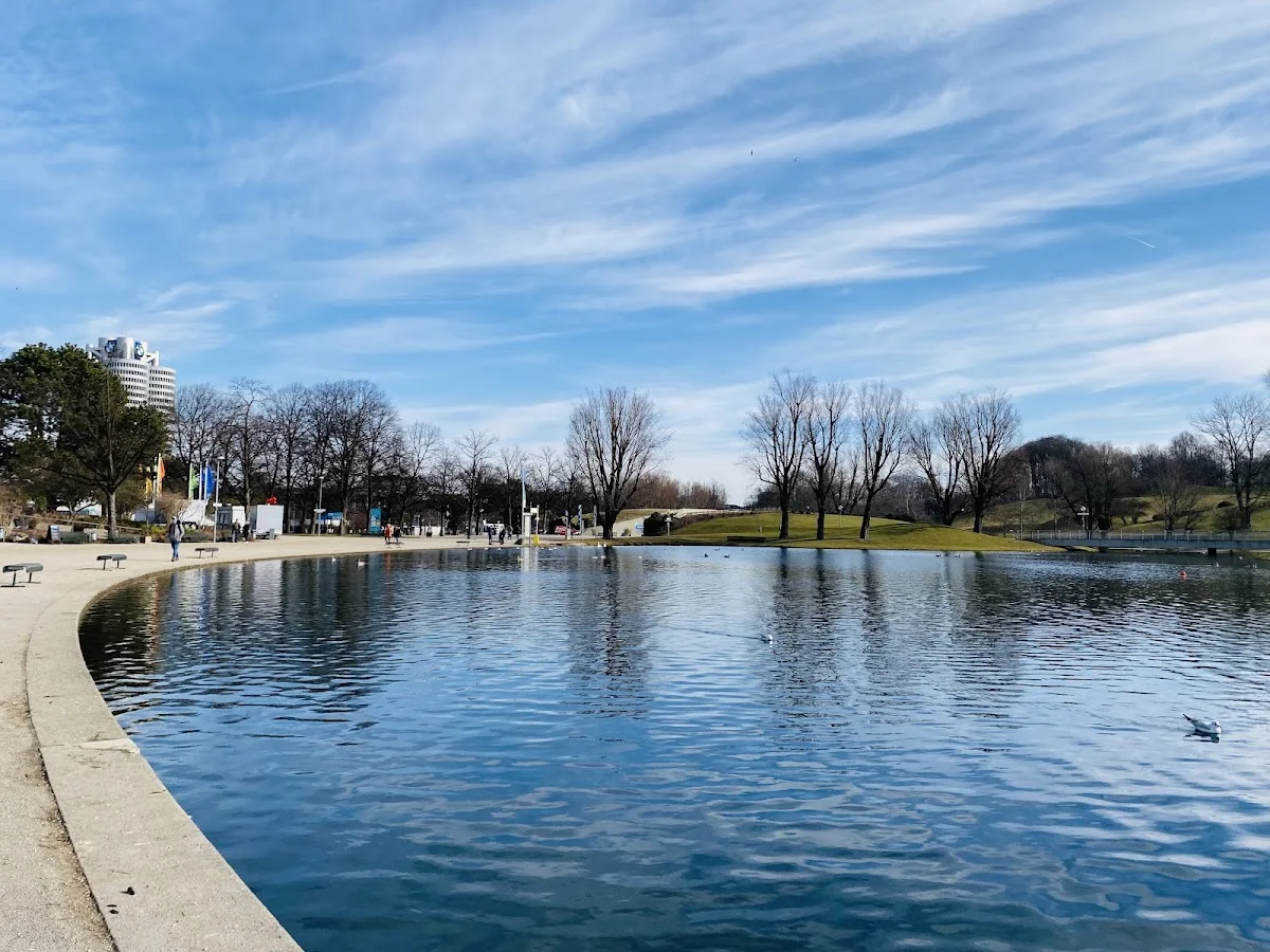 Olympiapark München – Willi-Daume-Platz in München, Bayern