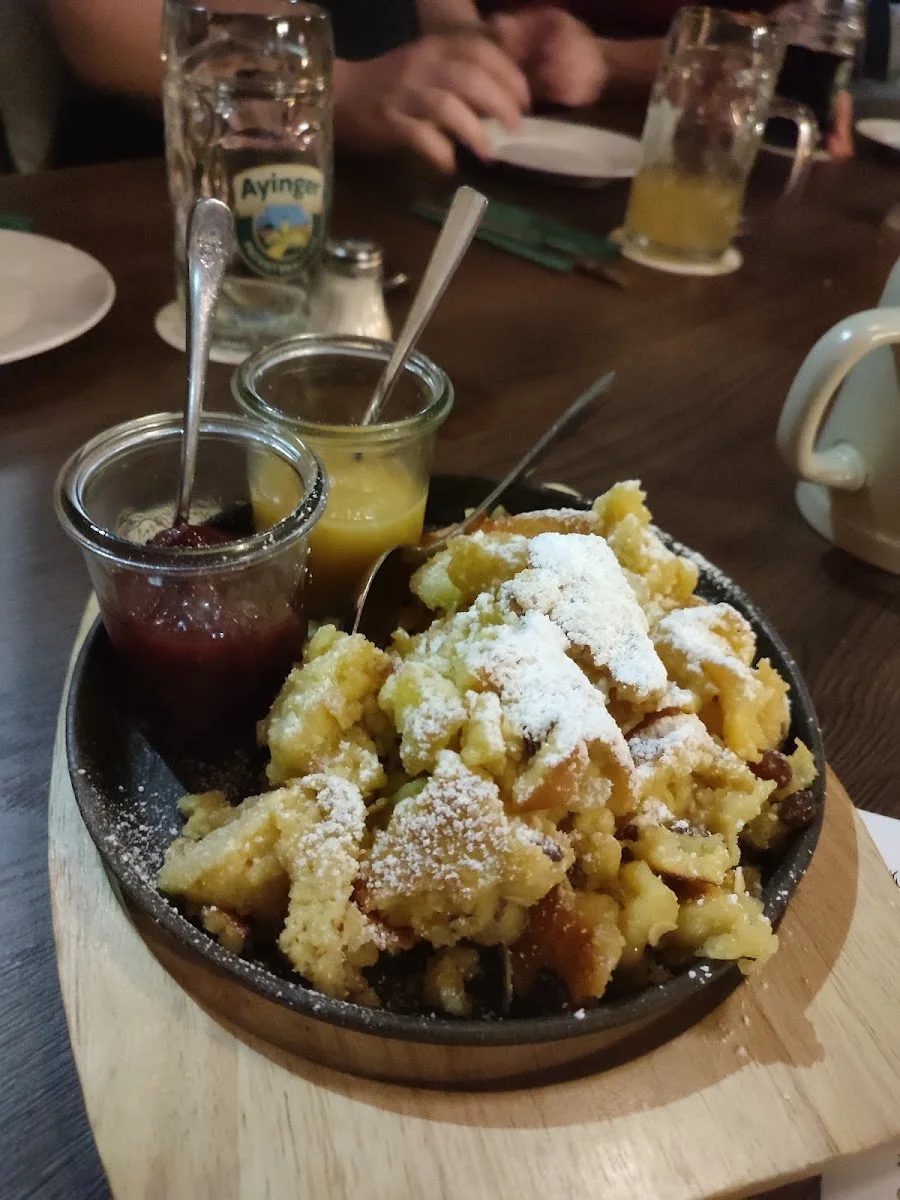 Kleines Brauhaus Dicker Mann – Kaiserschmarrn in München, Bayern