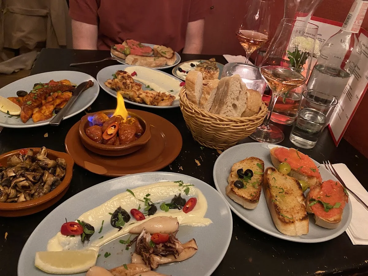 Bodega Dali – Tapa in München, Bayern