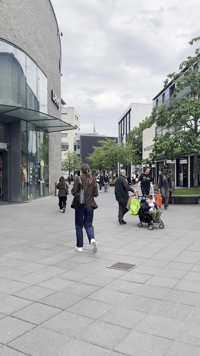 Outletcity Metzingen – Besucherfoto: M.D in Metzingen, Baden-Württemberg