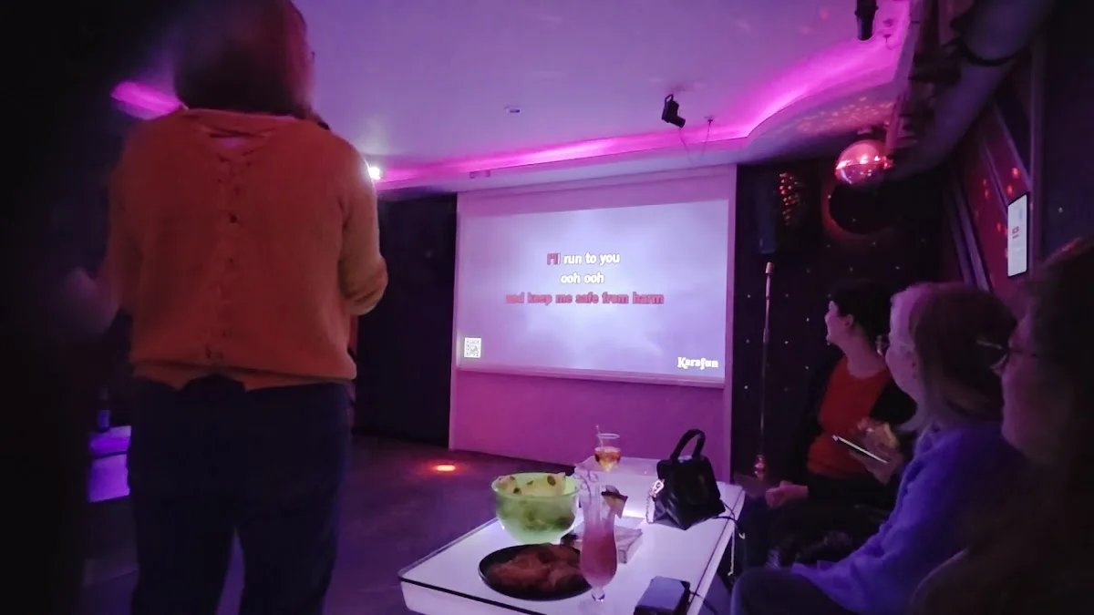 Stereo Karaokebar – Bar in Stuttgart, Baden-Württemberg