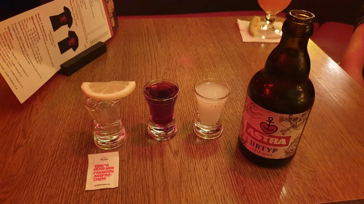 Olivia Jones Bar – Bier in Hamburg