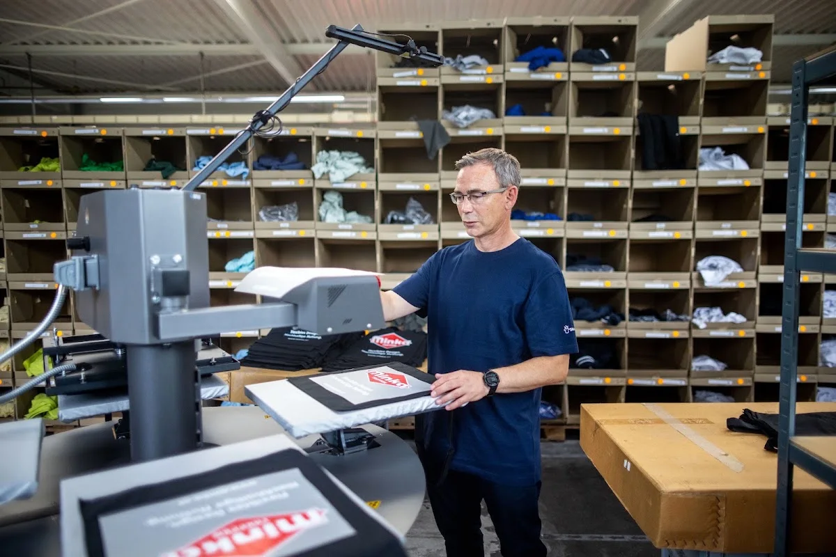 Shirt-King - Textildruck und Print-on-demand vom Experten – Innenansichten in Teltow, Brandenburg
