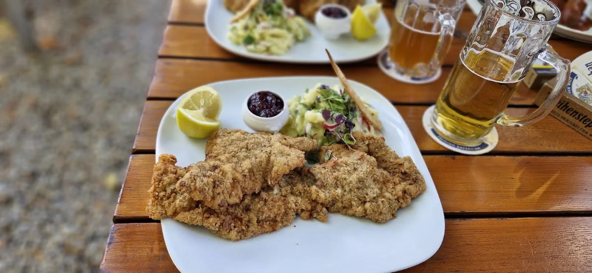 Weihenstephaner Lichterfelde – Wiener Schnitzel in Berlin