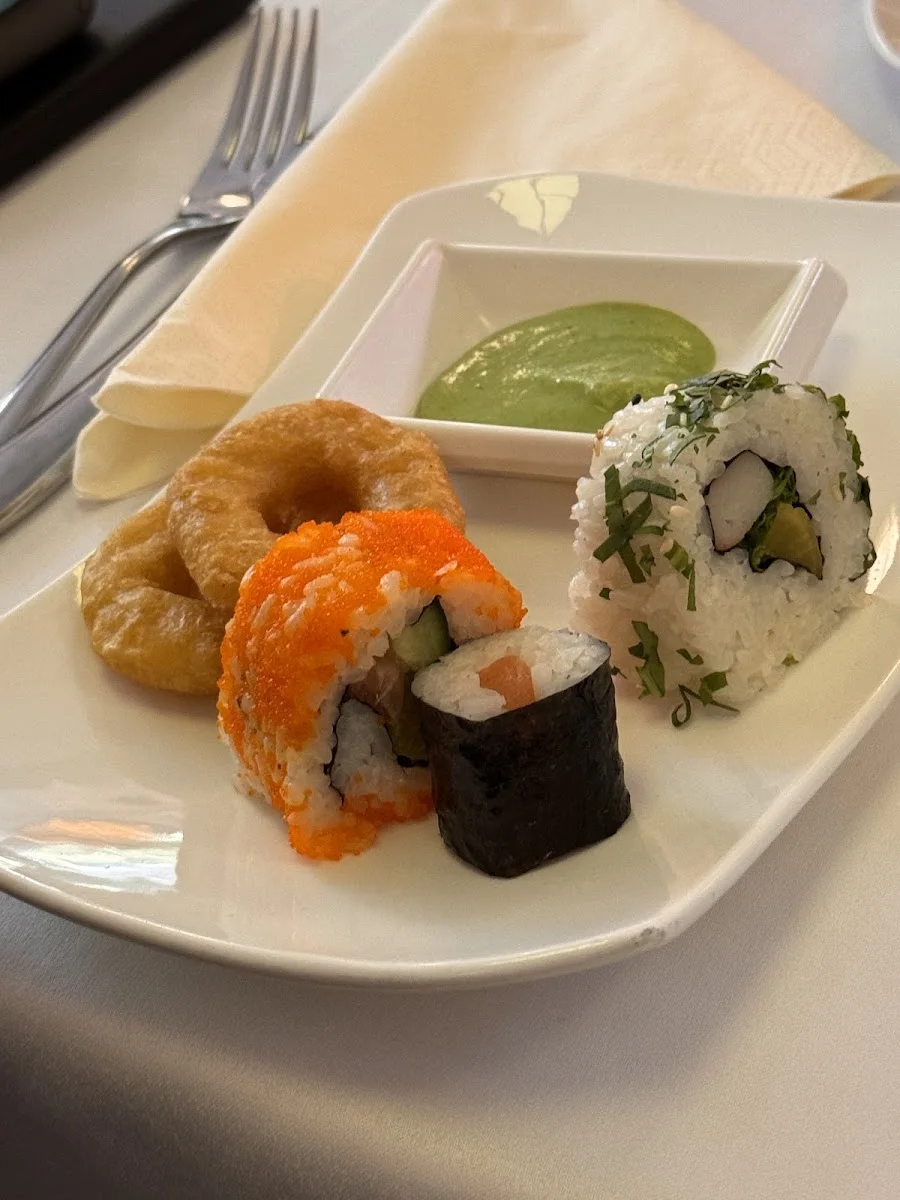 Zhou’s Fine im Ratskeller Reinickendorf – Sushi in Berlin