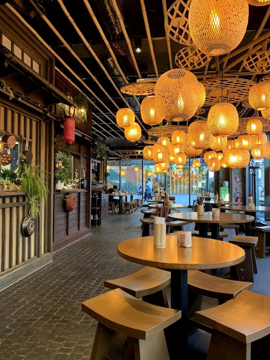 Shibuya am Uber Platz – Atmosphäre in Berlin