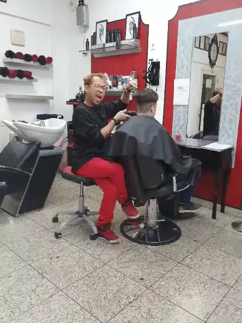 Fernando Hairstyle – Friseursalon in Ulm, Baden-Württemberg