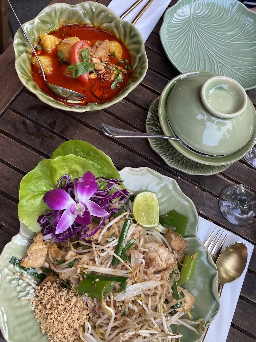 Thai Thaani Restaurant – Essen und Trinken in Stuttgart, Baden-Württemberg