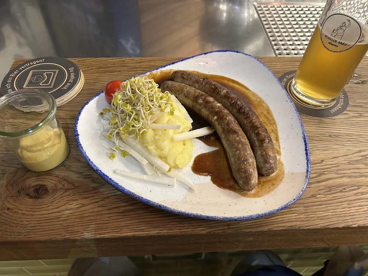 Schiller Bräu – Bratwurst in München, Bayern
