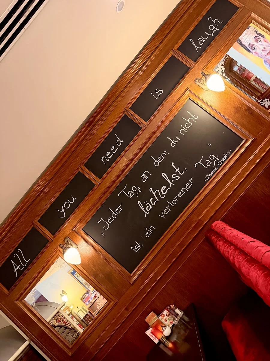 Roncalli Grand Café – Café in Hamburg
