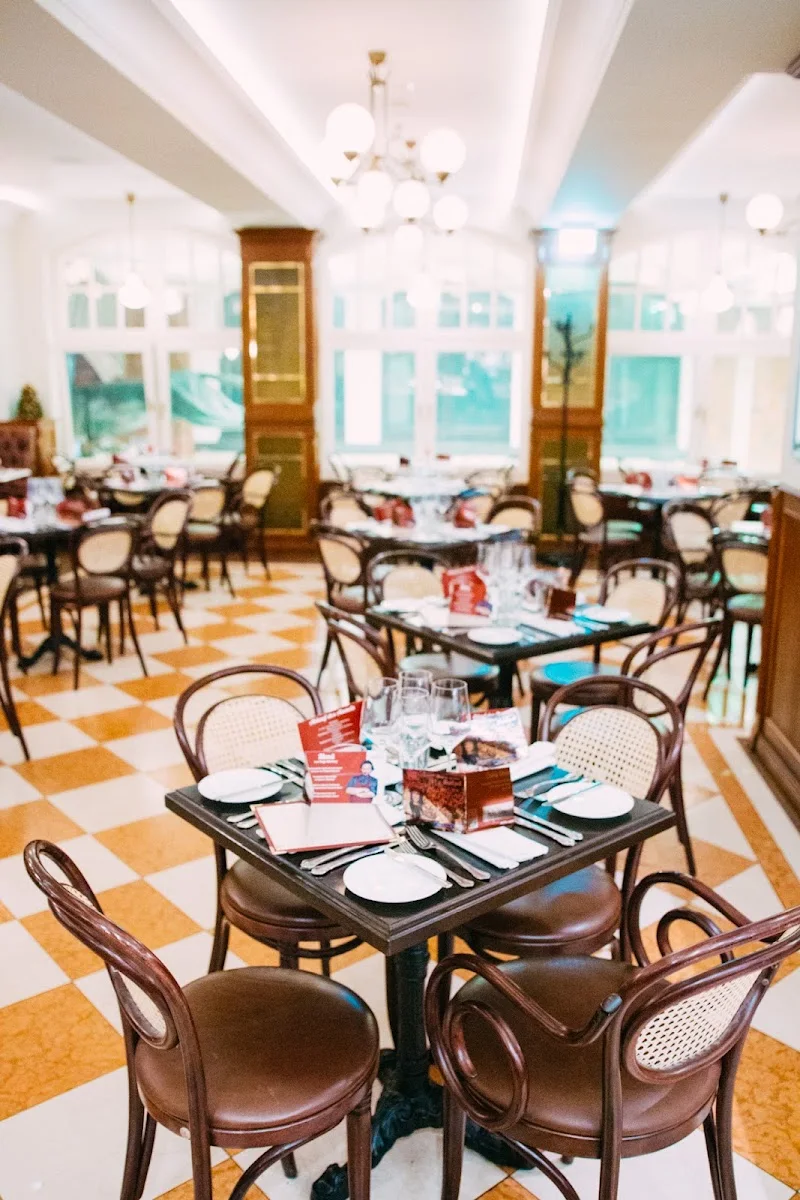 Roncalli Grand Café – Atmosphäre in Hamburg