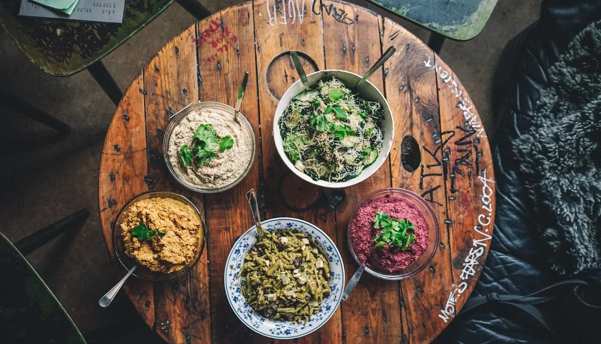 Radikalecker ~ Vegan Café Kollektiv – Essen und Trinken in Berlin