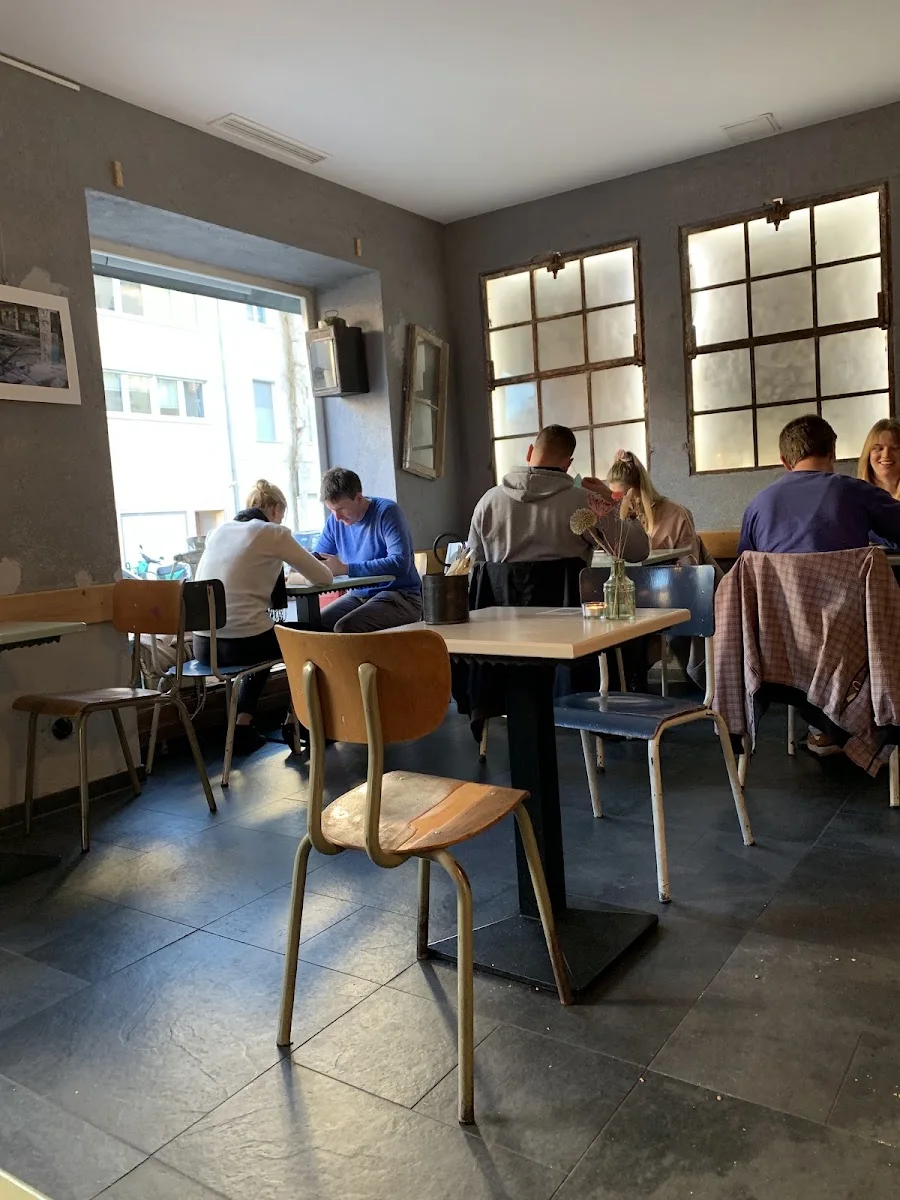Café Hinz & Kunz Frühstück – Atmosphäre in Köln, Nordrhein-Westfalen