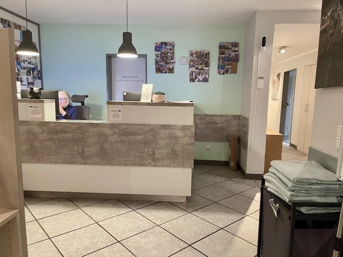 Tierärztliche Klinik Stommeln – Besucherfoto von Hans Mueller in Pulheim, Nordrhein-Westfalen