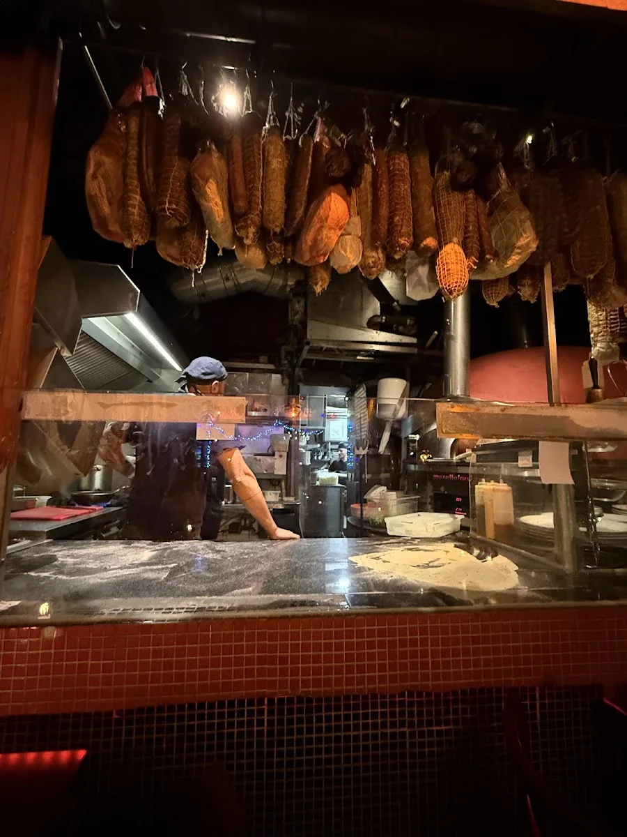 Luigi's – Essen und Trinken in Hamburg