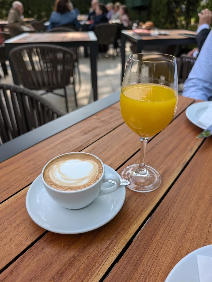 Café im Literaturhaus - Wintergarten – Saft in Berlin