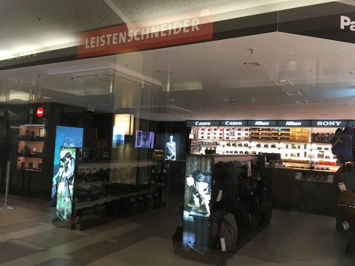 Foto Leistenschneider – Innenansichten in Düsseldorf, Nordrhein-Westfalen