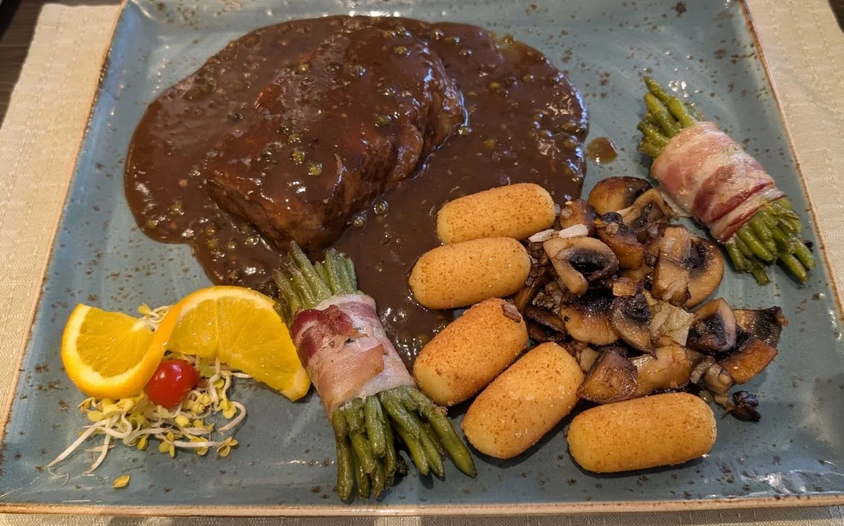 Steakhaus Hacienda – Essen und Trinken in Emden, Niedersachsen