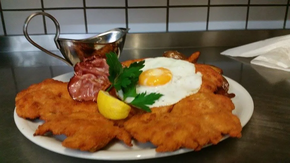 Onkel Otto Marienplatz – Essen und Trinken in Stuttgart Stuttgart-Süd, Baden-Württemberg