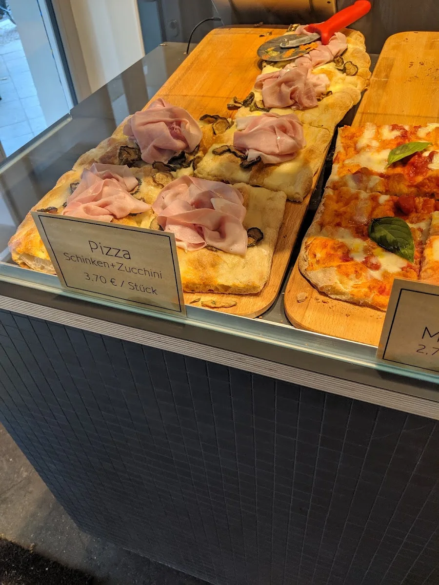 Sironi – La Pizza – Focaccia in Berlin