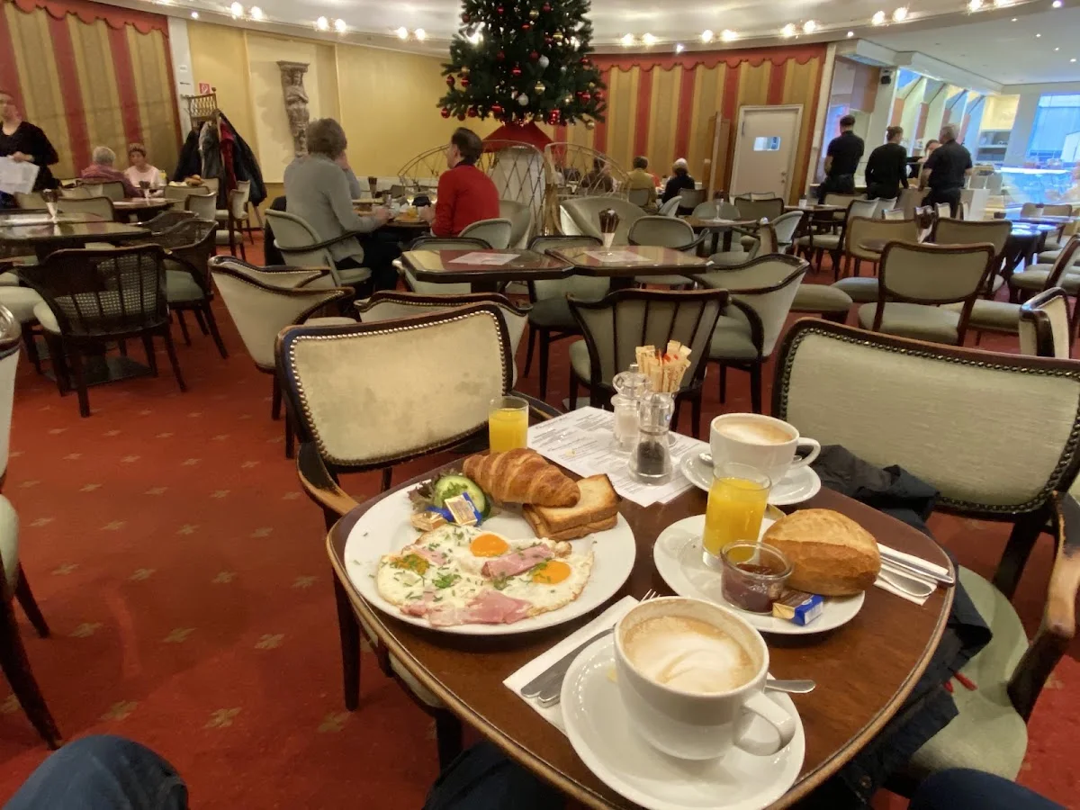 Fassbender im Café Jansen – Essen und Trinken in Köln, Nordrhein-Westfalen