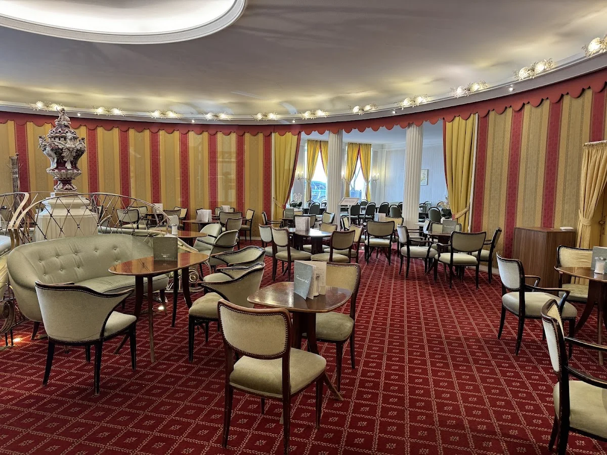Fassbender im Café Jansen – Atmosphäre in Köln, Nordrhein-Westfalen