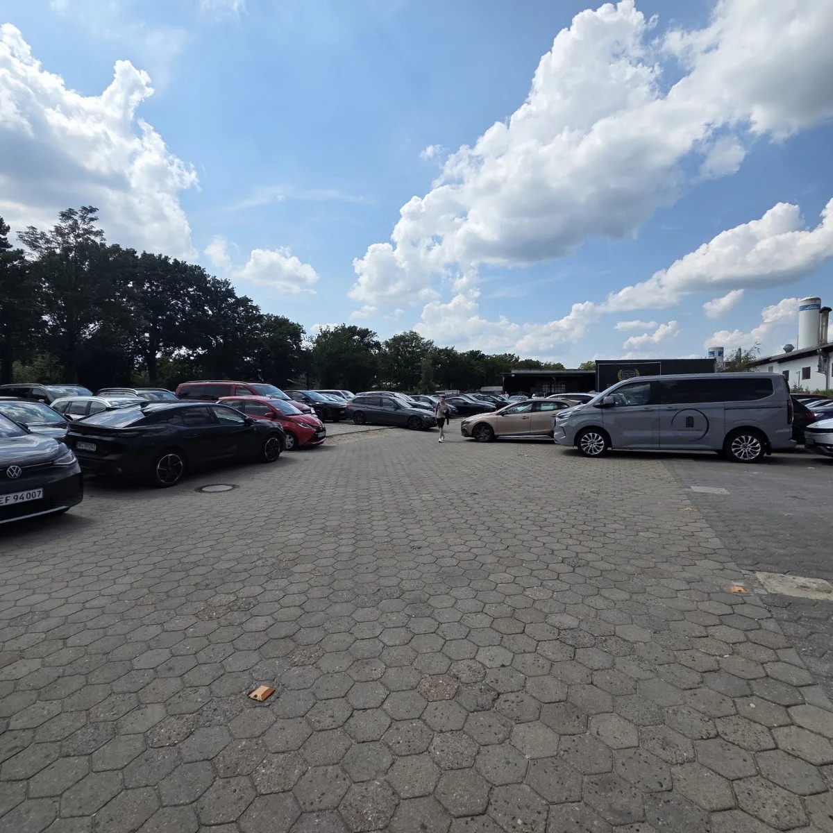 Parkpool Hamburg Airport – Parkplatz in Norderstedt, Schleswig-Holstein