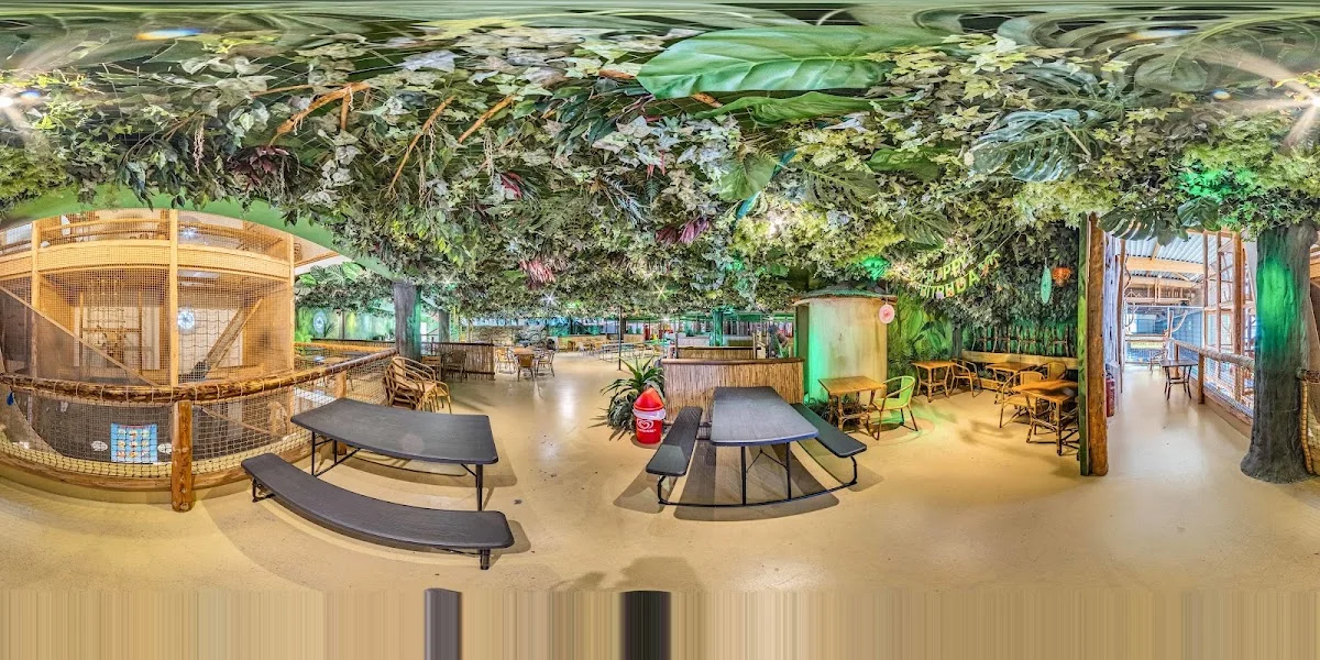 Fun Arena – Street View & 360°-Fotos in Henstedt-Ulzburg, Schleswig-Holstein