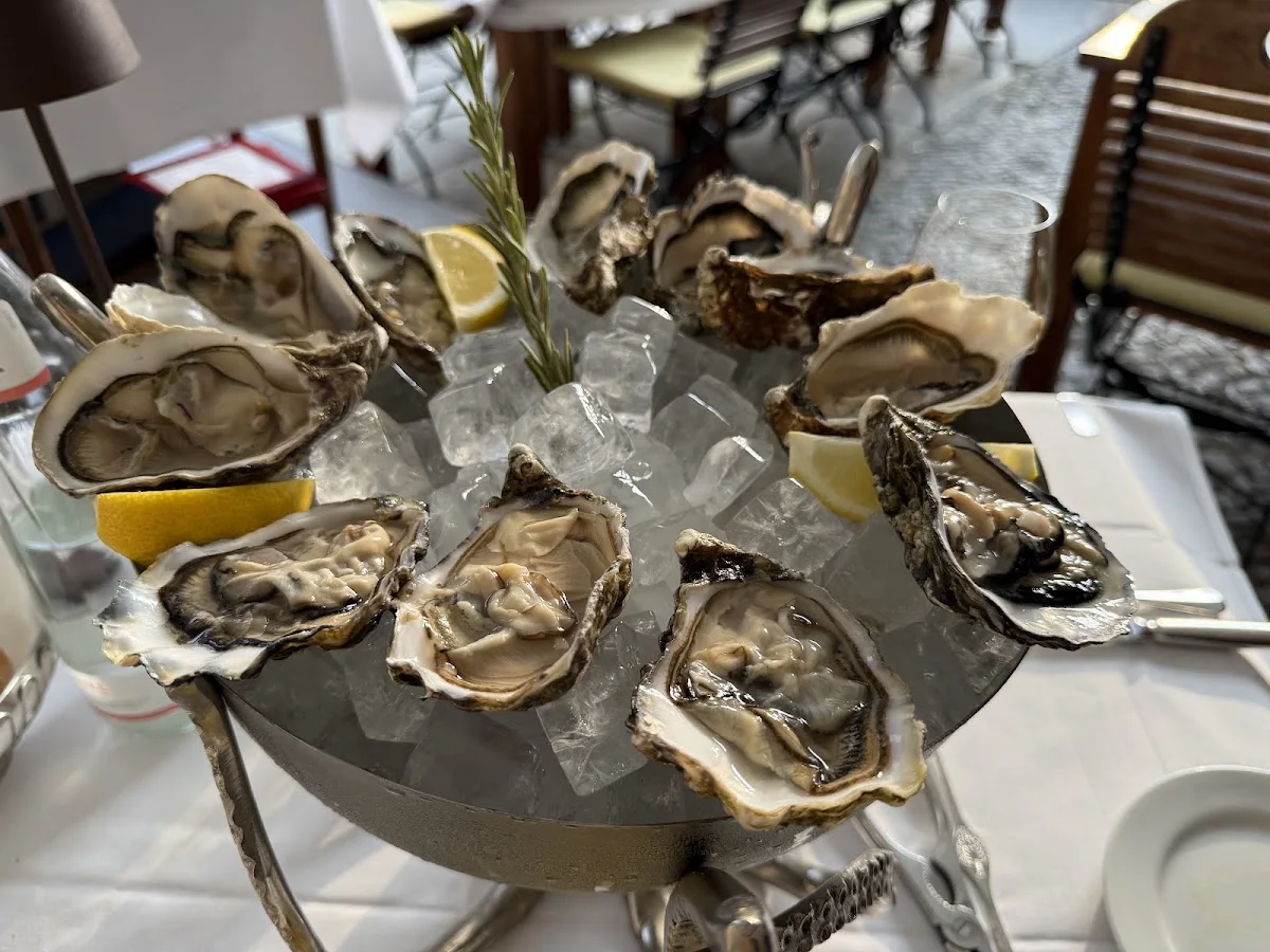Hauptstadtrestaurant Gendarmerie – Austern in Berlin