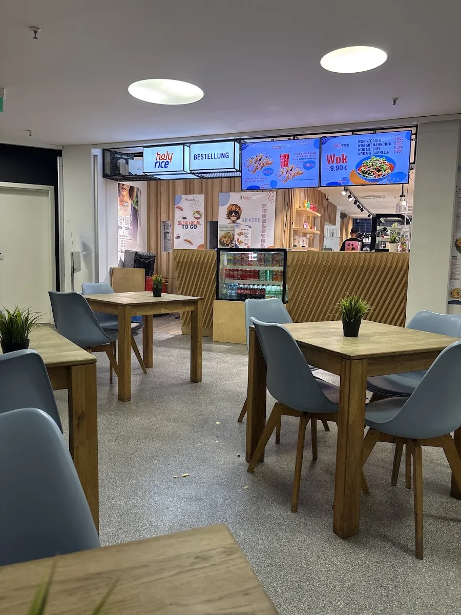 Holy Rice – Atmosphäre in Düsseldorf, Nordrhein-Westfalen