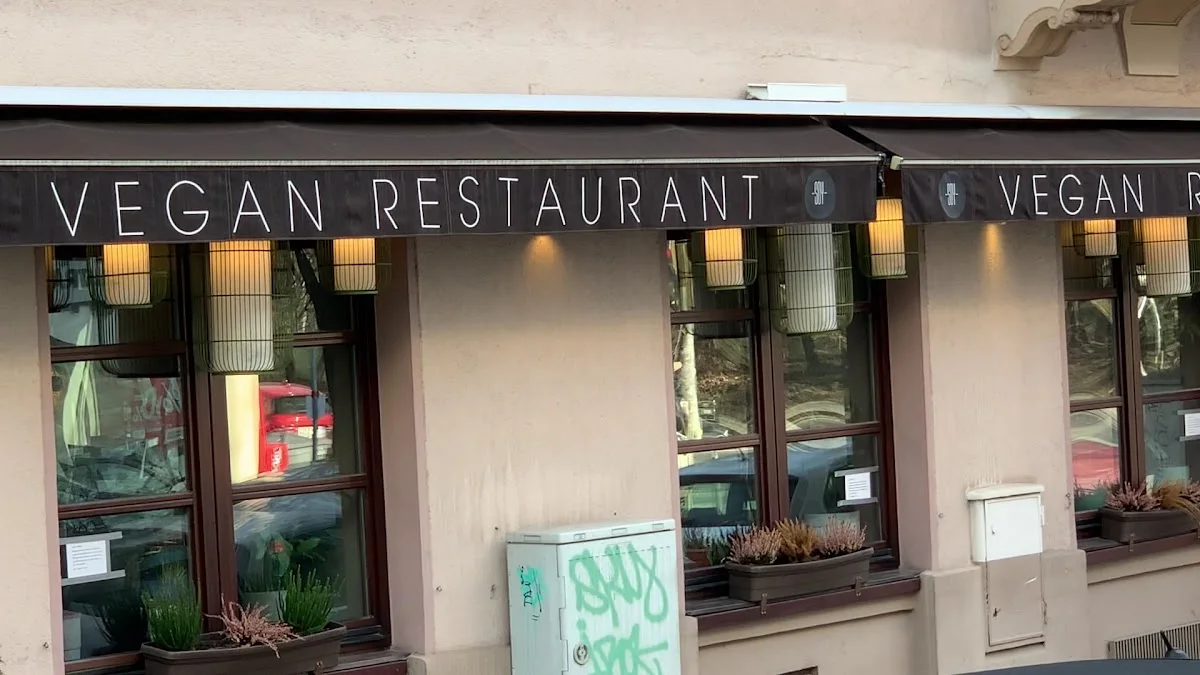 Soy Vegan München – Restaurant mit Essen zum Mitnehmen in München, Bayern