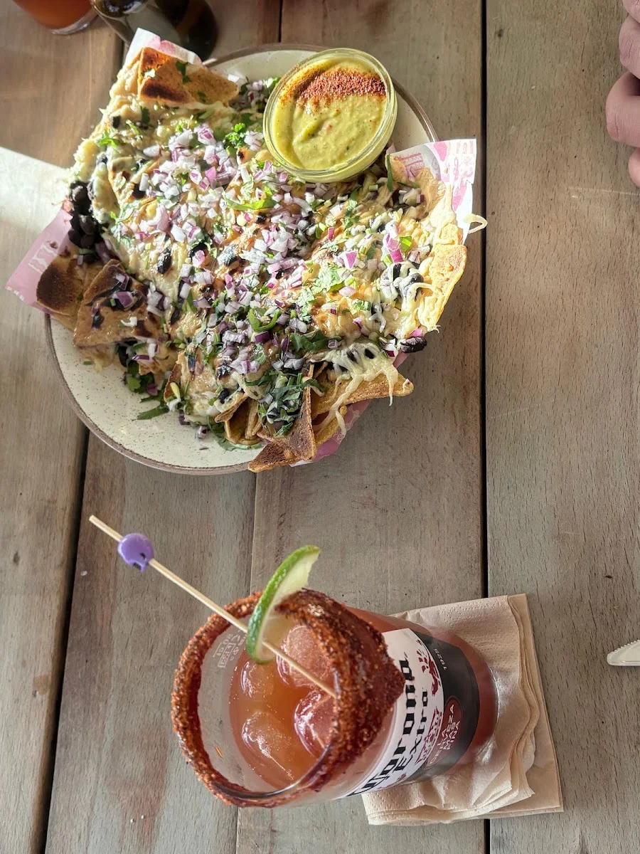 Los Carnales Taqueria – Nachos in Köln, Nordrhein-Westfalen