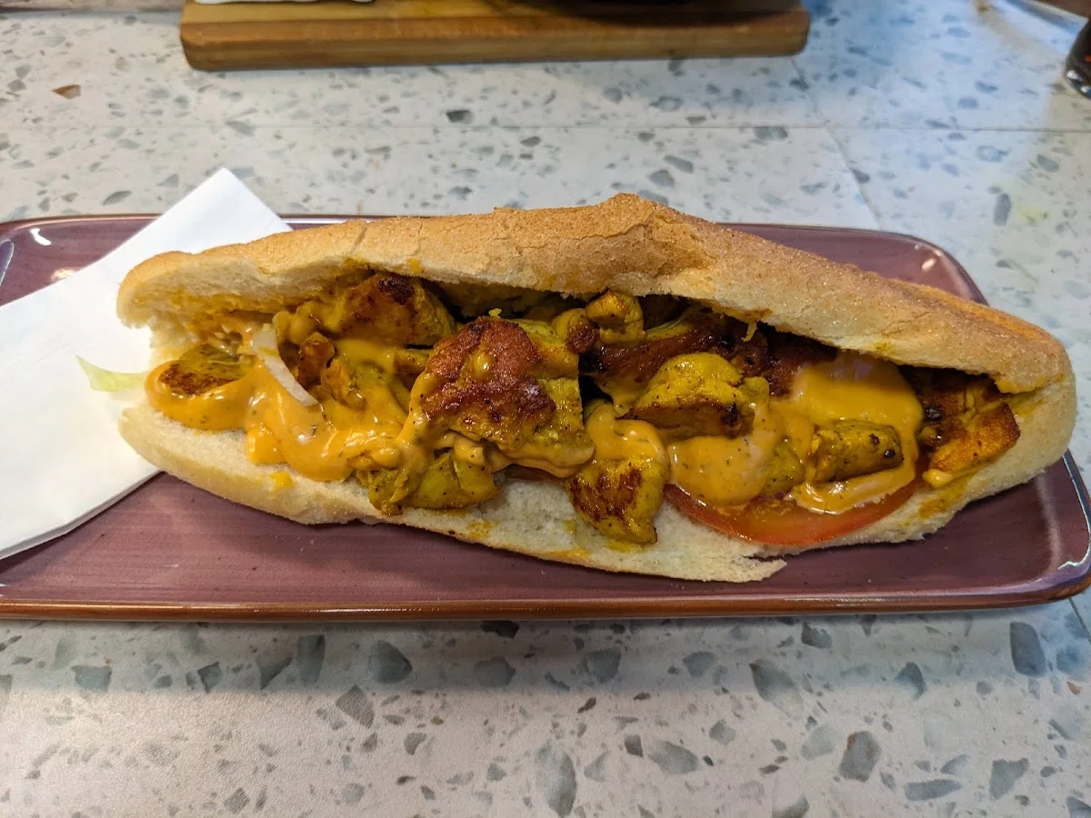 Tatie Restaurant – Hotdog in Frankfurt am Main, Hessen
