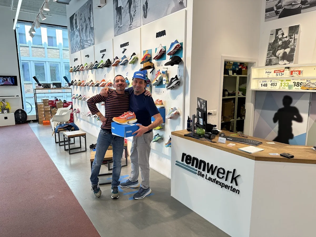 rennwerk Karlsruhe | Laufschuhe & Laufbekleidung – Innenansichten in Karlsruhe, Baden-Württemberg