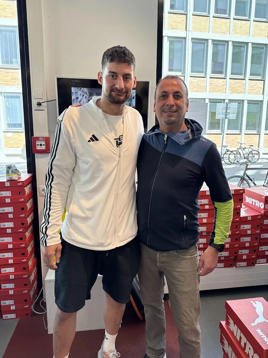 rennwerk Karlsruhe | Laufschuhe & Laufbekleidung – Besucherfoto: David Pfaller in Karlsruhe, Baden-Württemberg