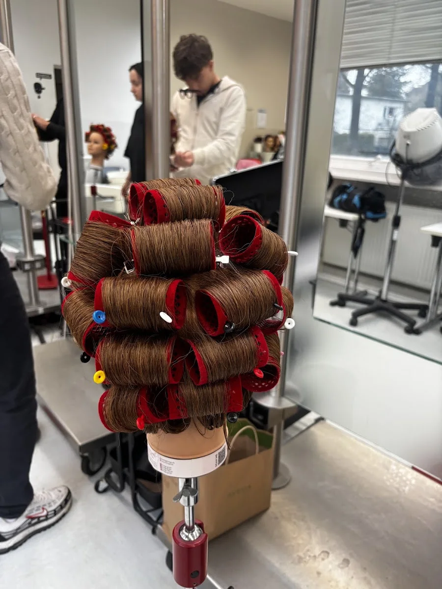 Friseur-Innung Berlin – Besucherfoto: Dorentina Velija in Berlin