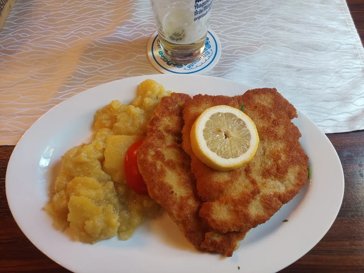 Restaurant Zur Aubinger Einkehr – Schnitzel in München, Bayern