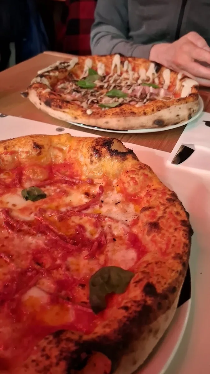 RAGAZZI PIZZERIA NAPOLETANA – Restaurant in Stuttgart, Baden-Württemberg