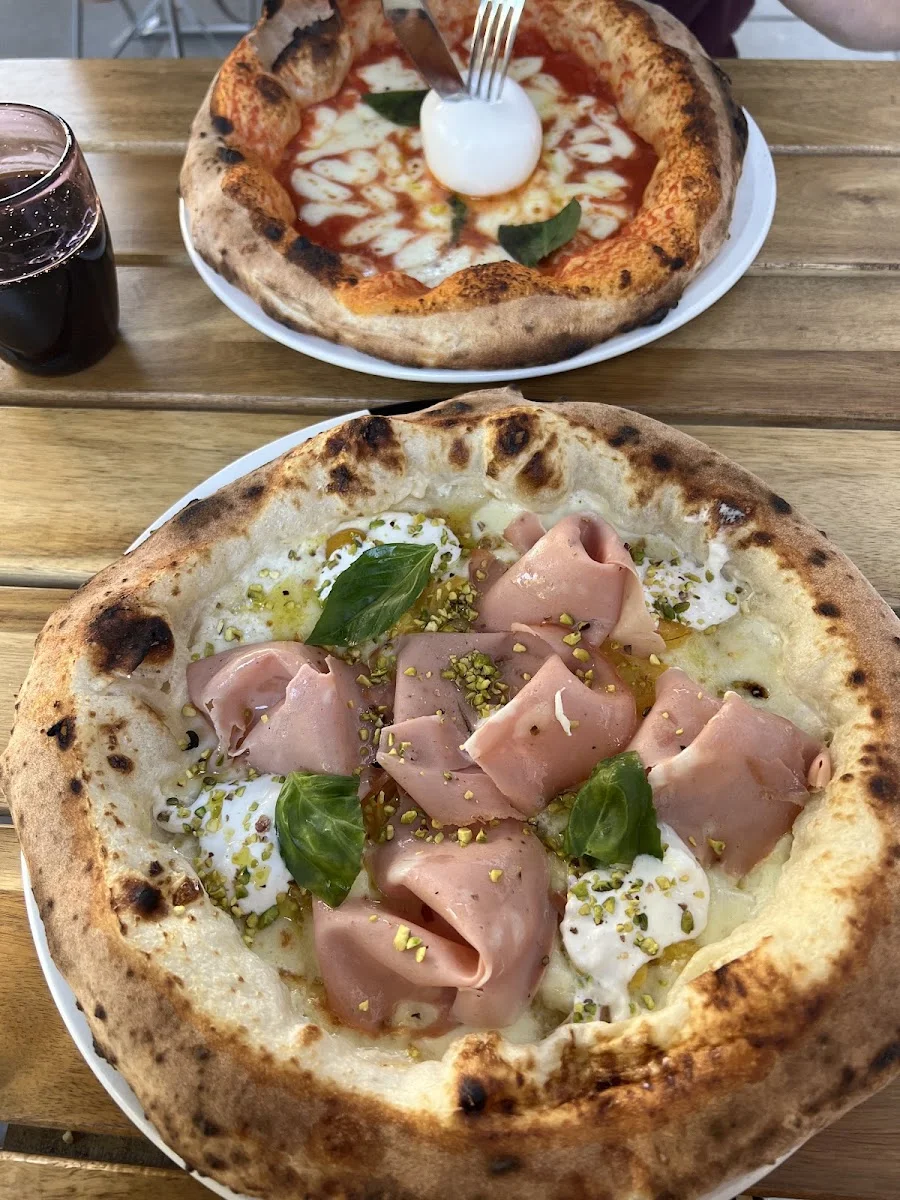 RAGAZZI PIZZERIA NAPOLETANA – Mortadella in Stuttgart, Baden-Württemberg