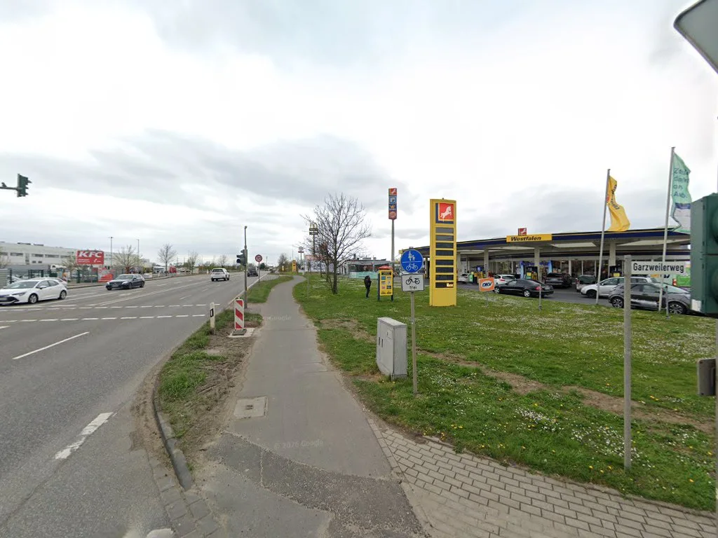 Westfalen Tankstelle – Street View & 360°-Fotos in Köln, Nordrhein-Westfalen