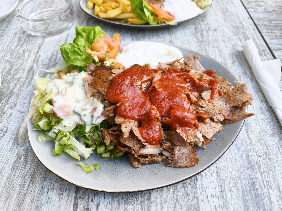 Bayram Grill Haus – Essen und Trinken in Frankfurt am Main, Hessen