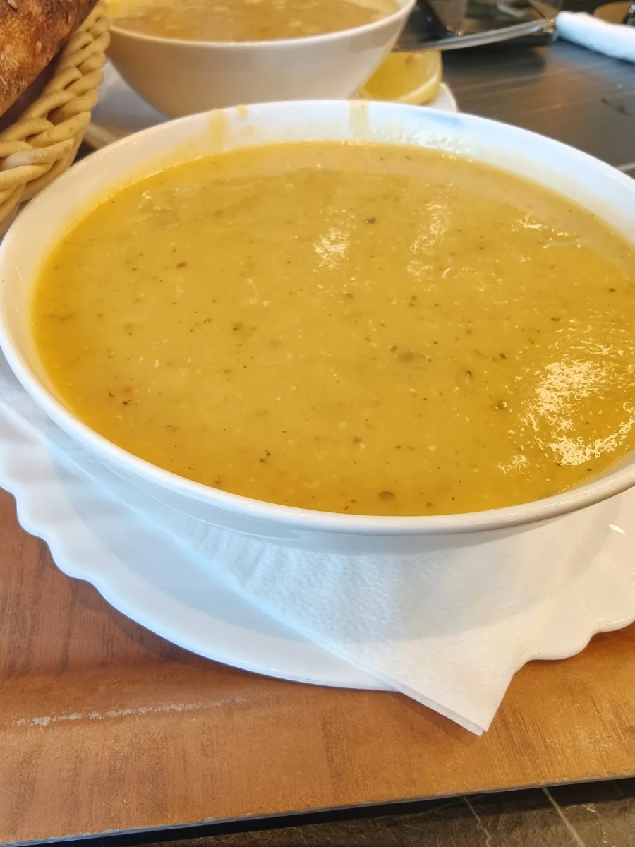 Bayram Grill Haus – Linsensuppe in Frankfurt am Main, Hessen