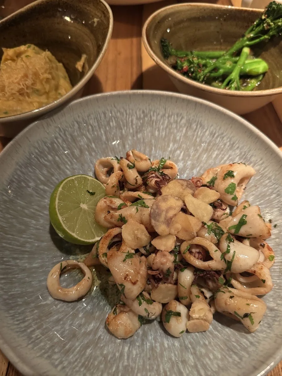 Rive Fish & Faible – Kammmuscheln in Hamburg