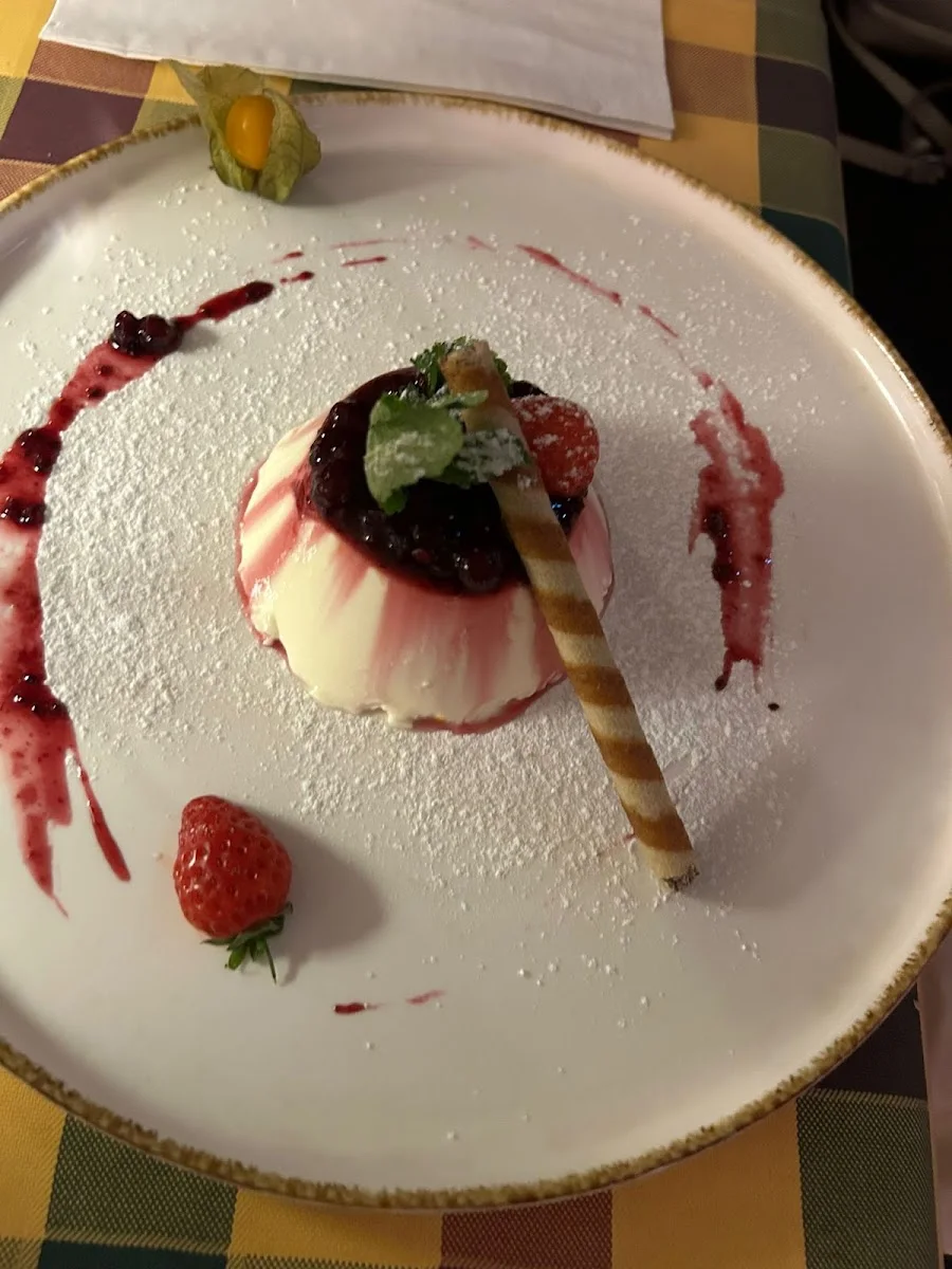 Ristorante I DUE AMICI – Panna cotta in Berlin