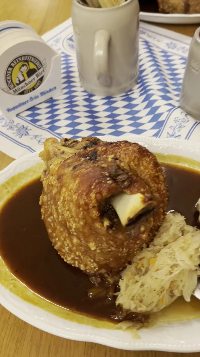 Augustiner an der Frauenkirche – Bayerisches Restaurant in Dresden, Sachsen