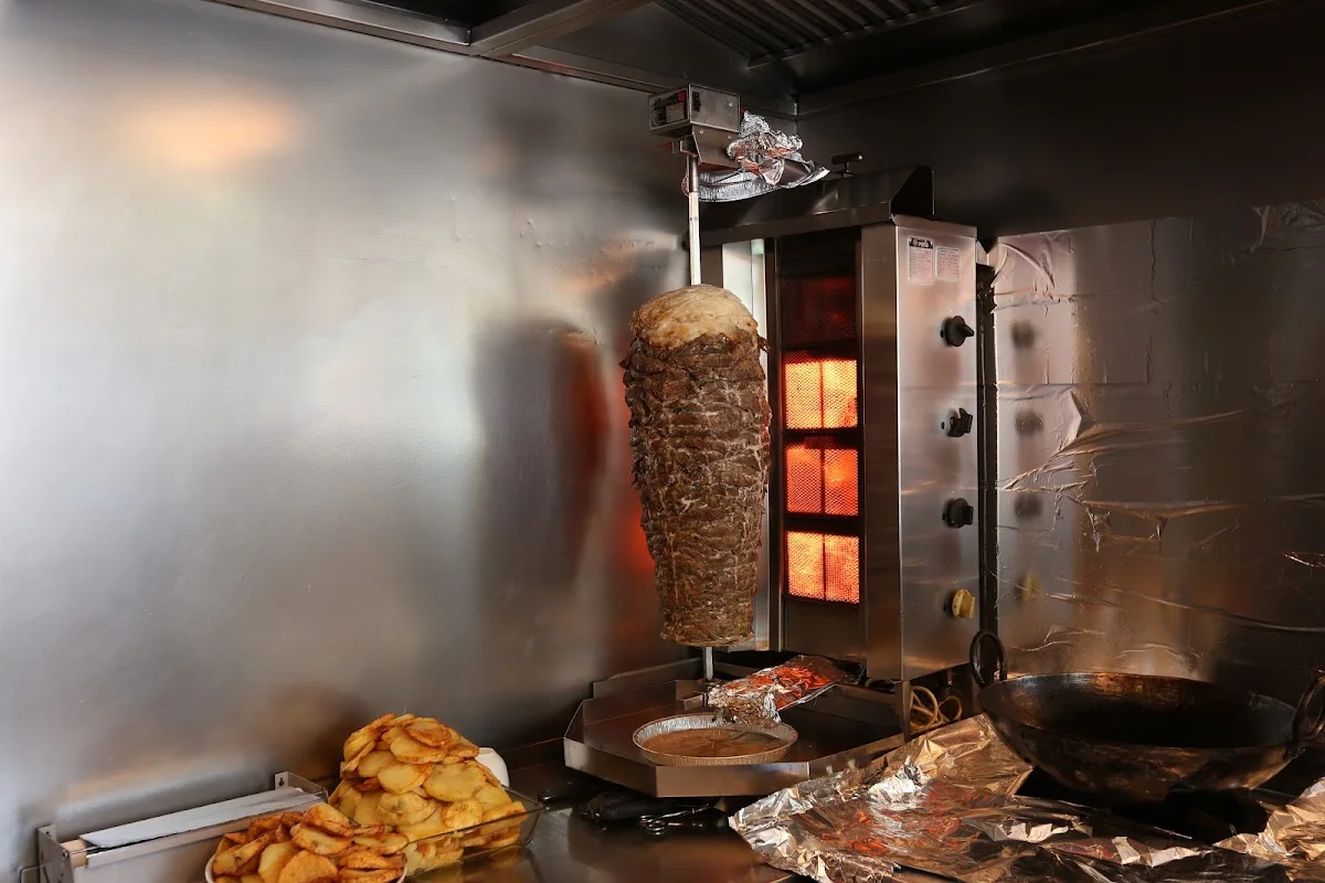 Dada Falafel – Essen und Trinken in Berlin